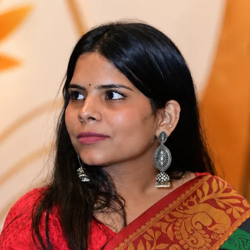 Mrinali Dixit